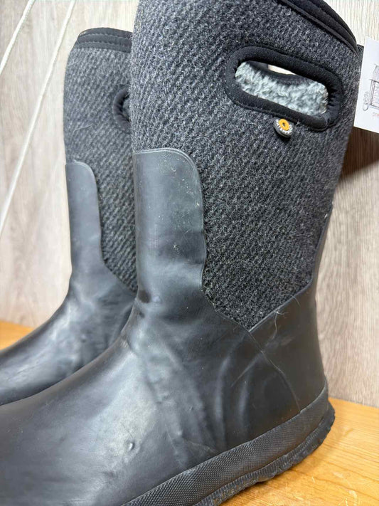 Bogs Size Y5 Rain Boots