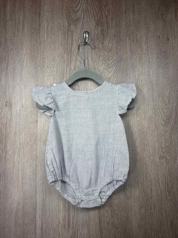 Size 3-6m Romper