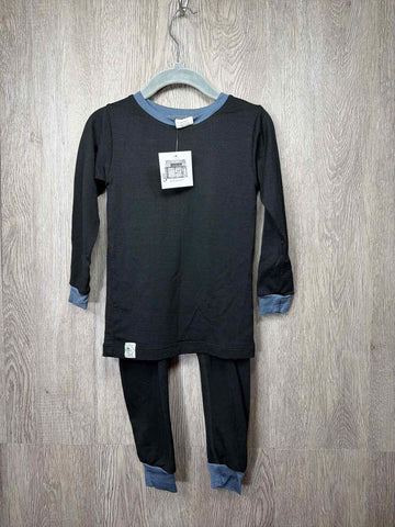 Wee Woolies Size 4y Outfit
