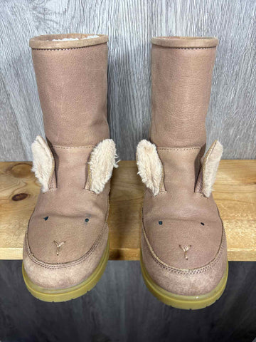 Size C12 Boots