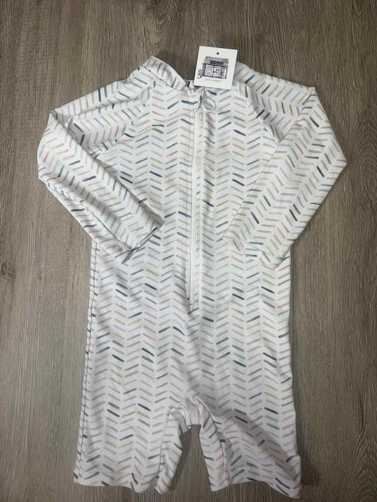 Current Tyed Size 2y Swim gear