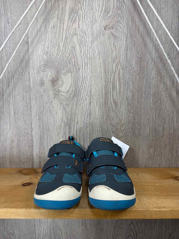 Plae Size Y1 Sneakers