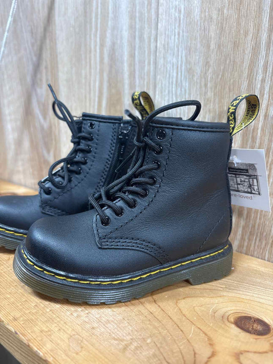 Dr. Martens Size C7 Boots