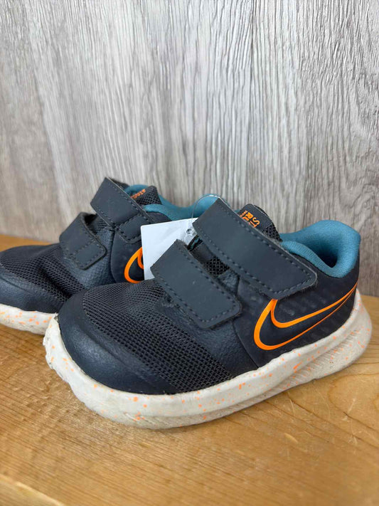 Nike Size C5 Sneakers