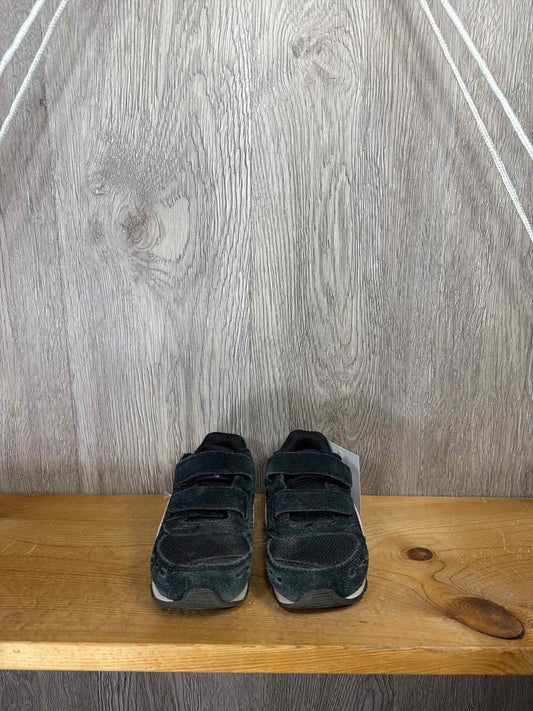 Puma Size C6 Sneakers
