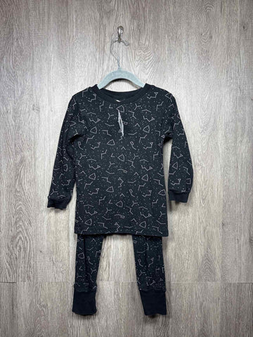 Parade Size 4-5y Pajamas