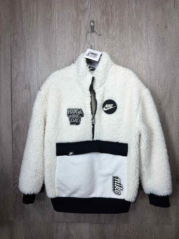 Nike Size 5-6y Shirt
