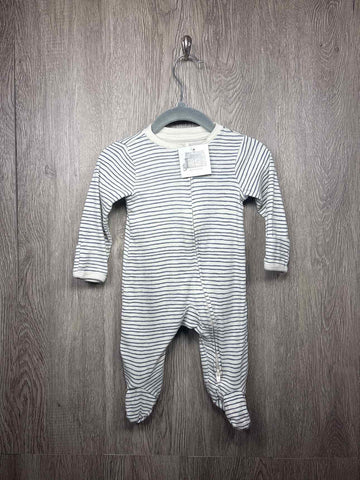 Carters Size 0-3m Sleeper
