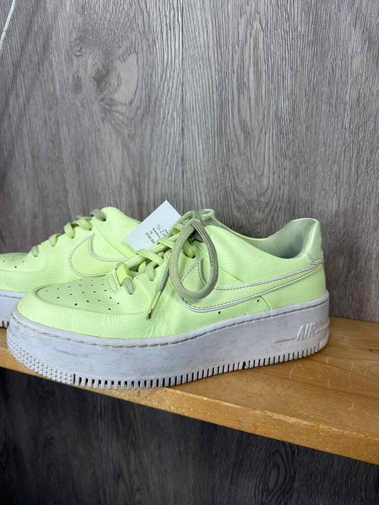 Nike Size Y6 Sneakers