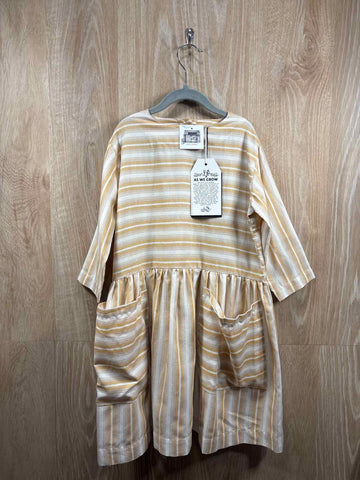 Size 6-8y Dress
