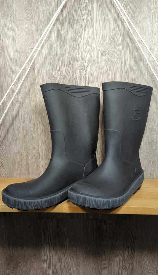 Kamik Size Y5 Rain Boots