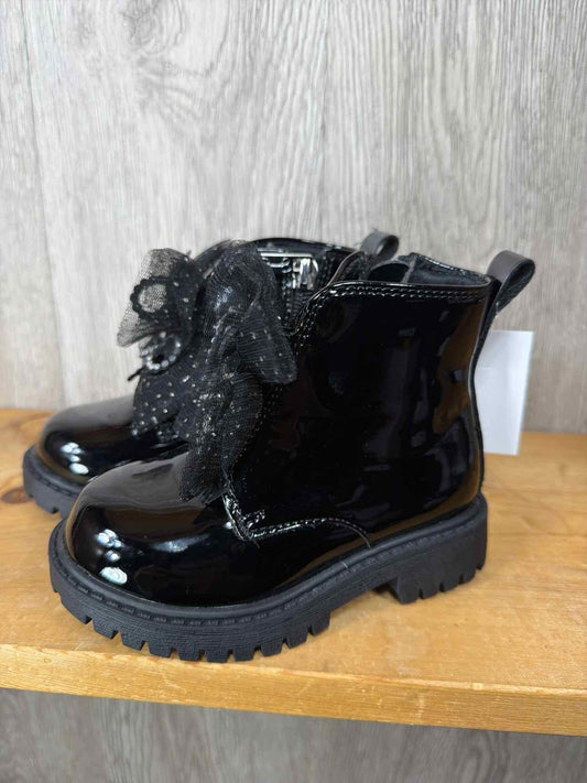 Size C6 Boots