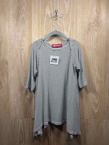 Redfish Kids Size 5y Dress