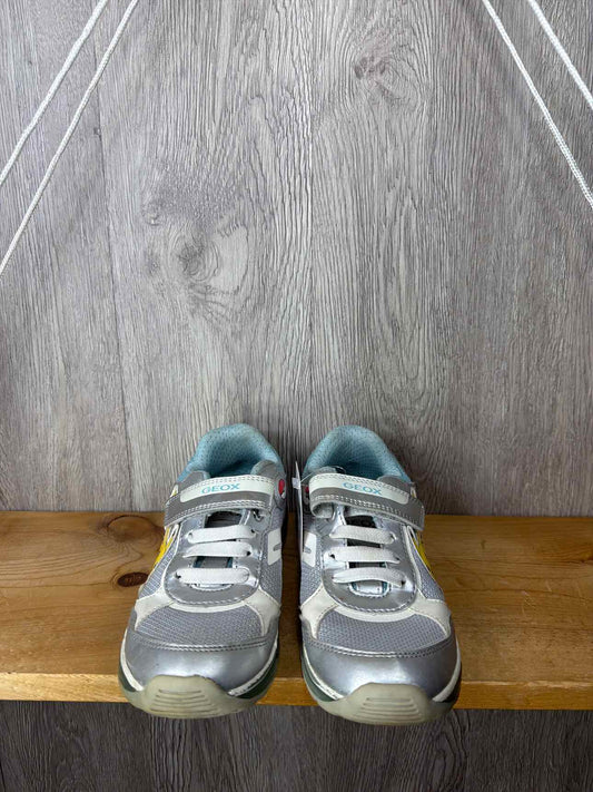 Geox Size Y2 Sneakers