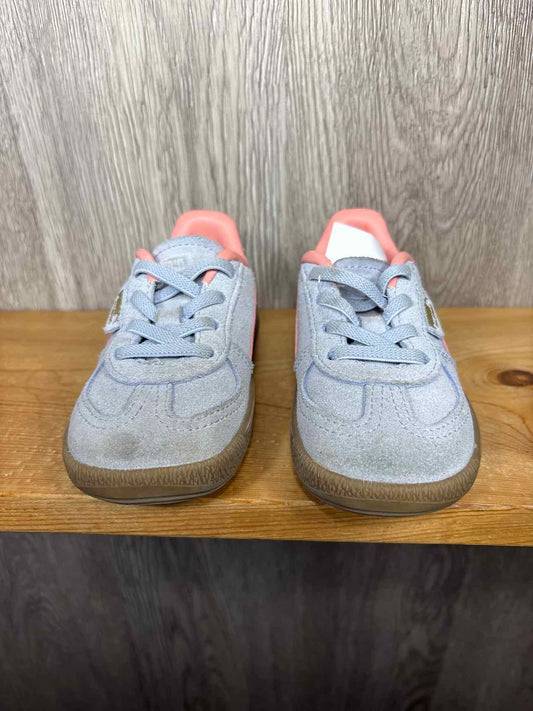 Puma Size C7 Sneakers