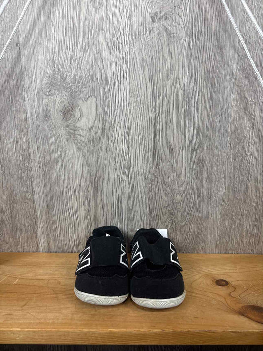 New Balance Size C5 Sneakers