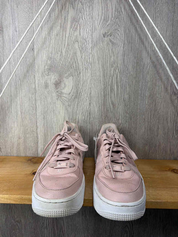 Nike Size Y6 Sneakers