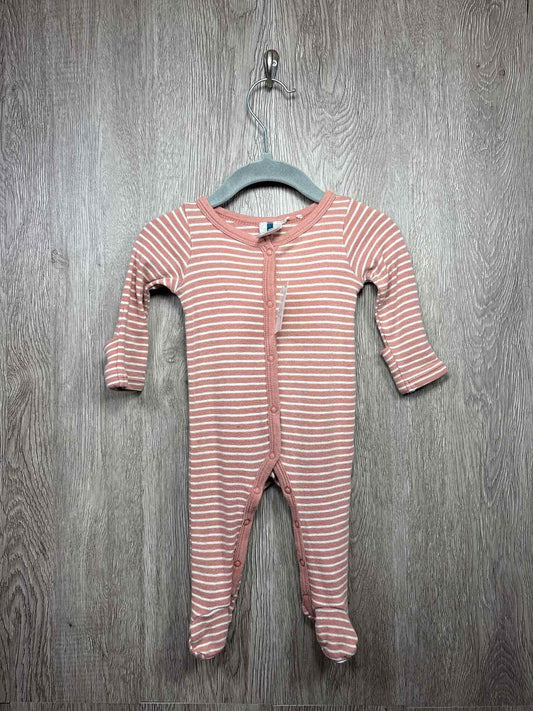 Size Newborn Sleeper