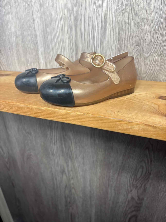 Mini Melissa Size C8 Dress Up