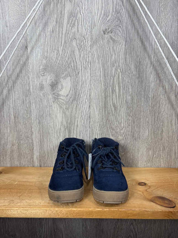 Gap Size C8 Boots