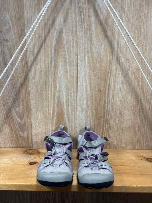 Keen Size Y2 Summer
