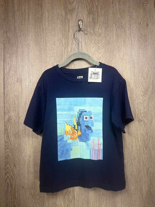 Uniqlo Size 5-6y Shirt