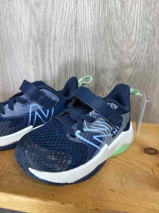 New Balance Size C6 Sneakers