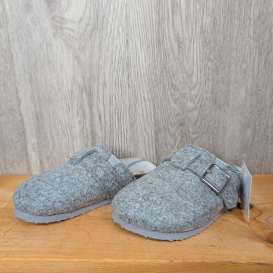 Stride Rite Size C11 Sneakers