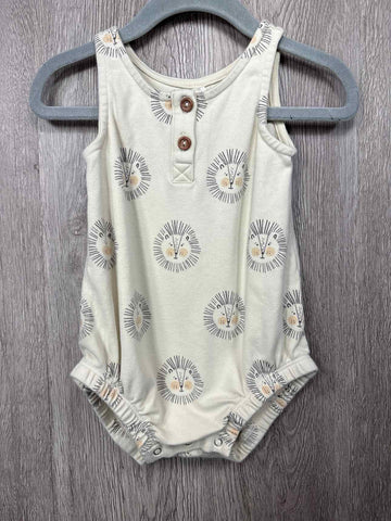 Quincy Mae Size 12-18m Romper