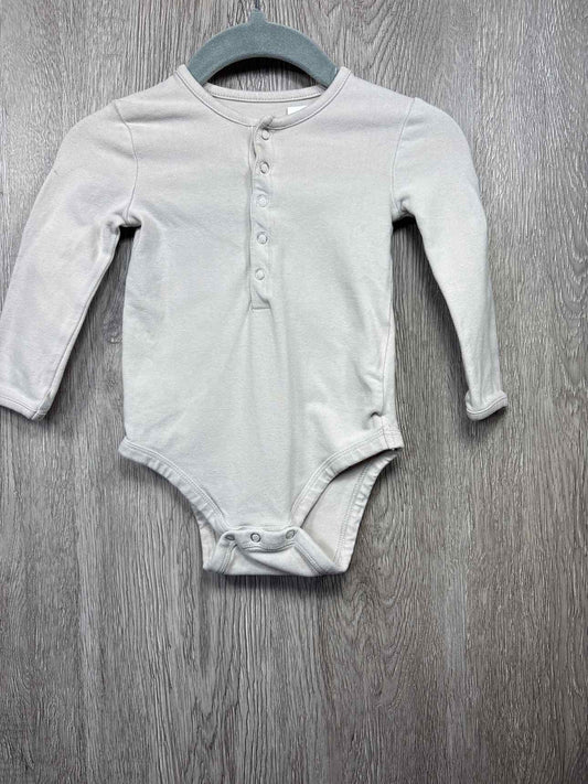 Pehr Size 3-6m Onesie