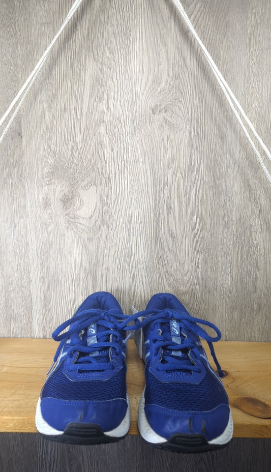 Asics Size Y4 Sneakers