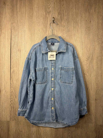 Gap Size 6-7y Shirt