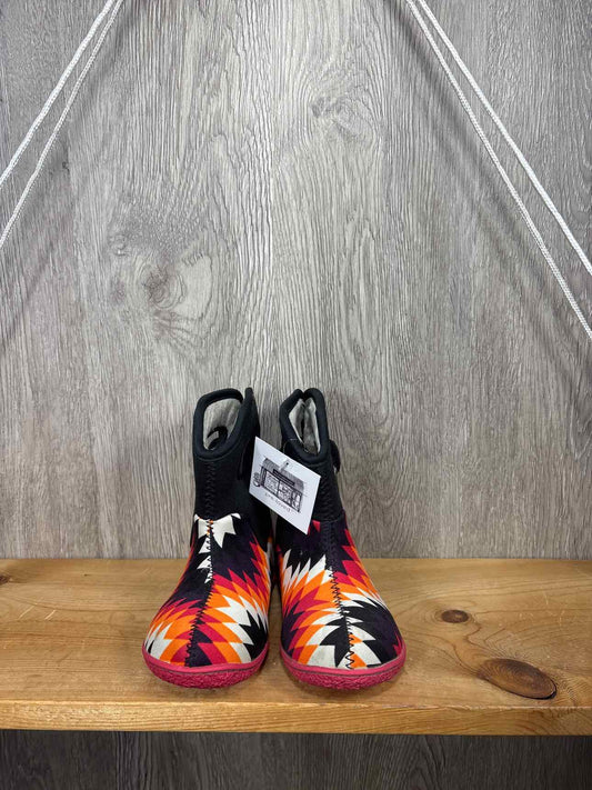 Bogs Size C8 Rain Boots