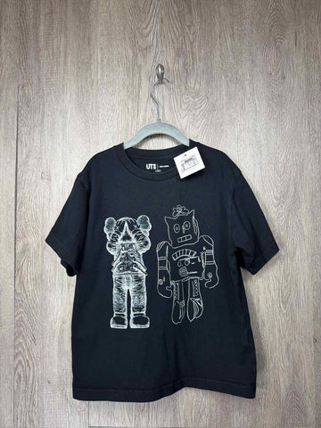 Uniqlo Size 7-8y Shirt
