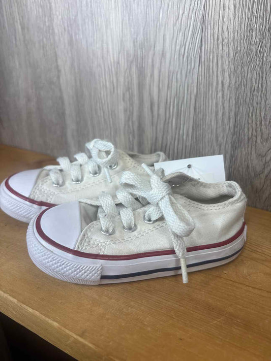 Converse Size C5 Sneakers