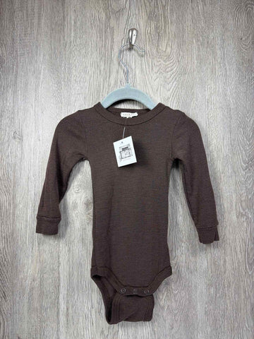 Size 6-12m Onesie