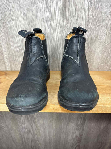 Blundstones Size C10 Boots