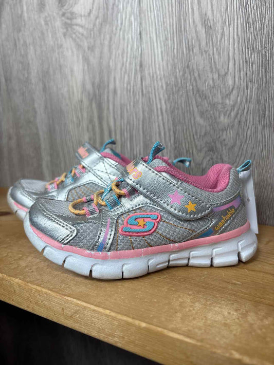 Skechers Size C7 Sneakers