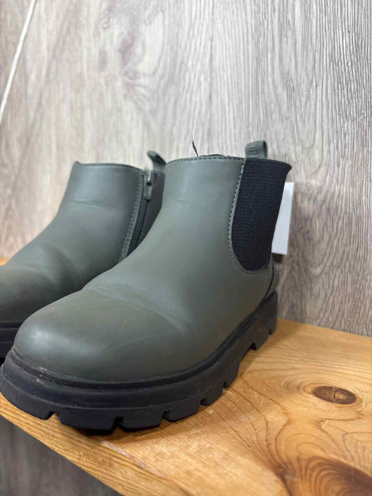 Zara Size C11 Boots