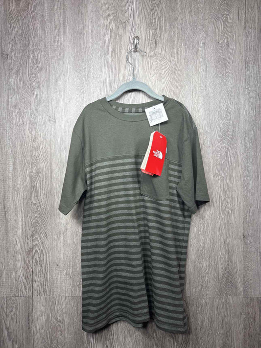 The North Face Size 10-12y Shirt