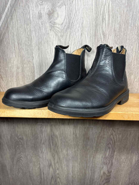 Blundstones Size Y3 Boots