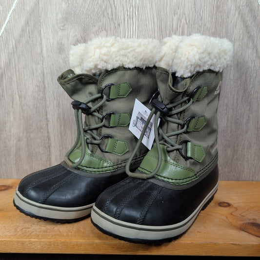 Sorel Size Y1 Boots