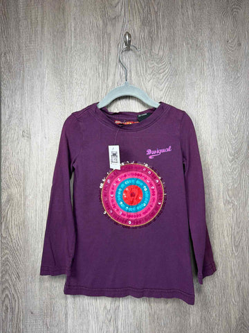 Designal Size 4y Shirt