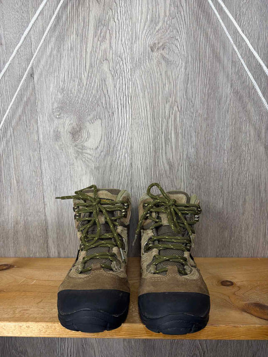 Size C2 Boots
