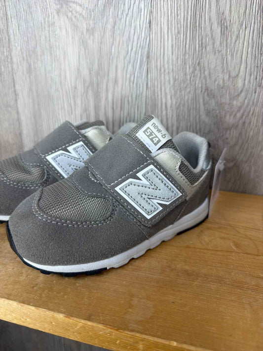 New Balance Size C8 Sneakers