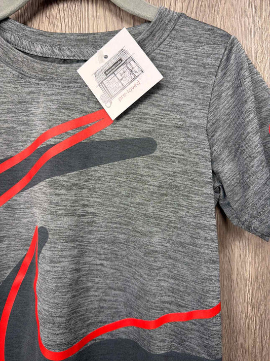 Nike Size 3-4y Shirt