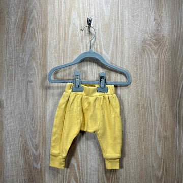 Parade Child Size 0-3m Sample Sale