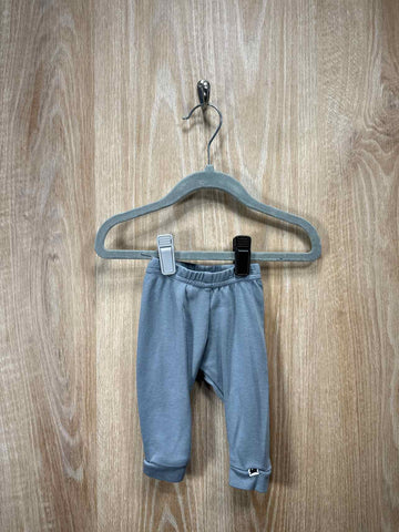 Little and Lively Child Size 0-3m Sample Sale