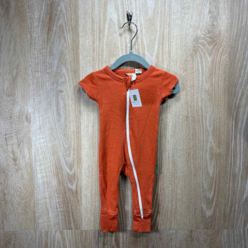 Parade Child Size 0-3m Sample Sale