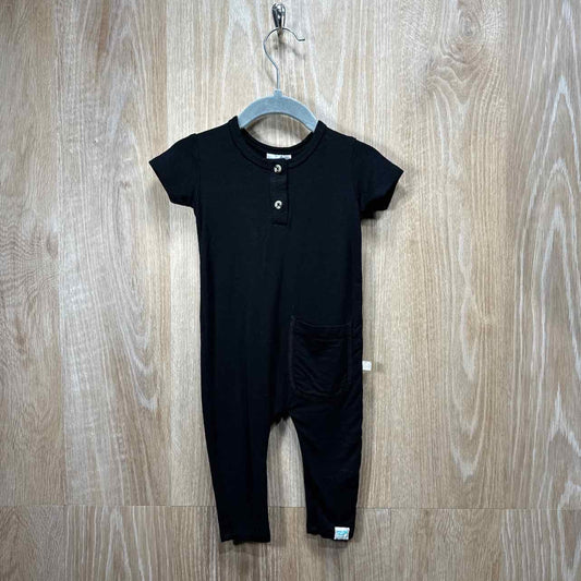 Jax and Lennon Child Size 0-6m Sample Sale